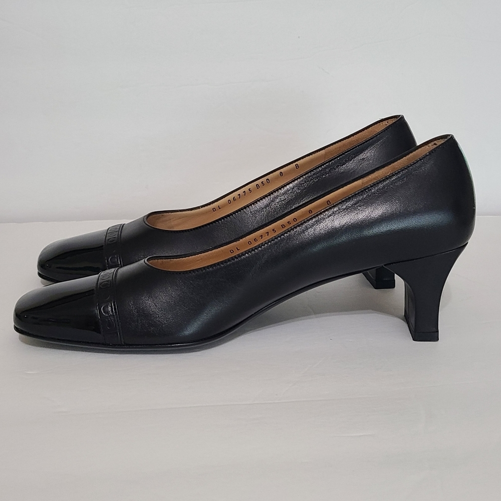 Salvatore Ferragamo Boutique Woman's Shoes Sz.8